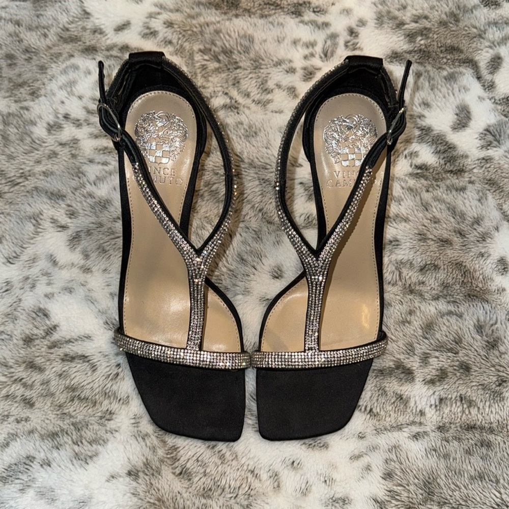 Vince Camuto 7.5 black Sorthand open toe, heeled sandal - Picture 6 of 13